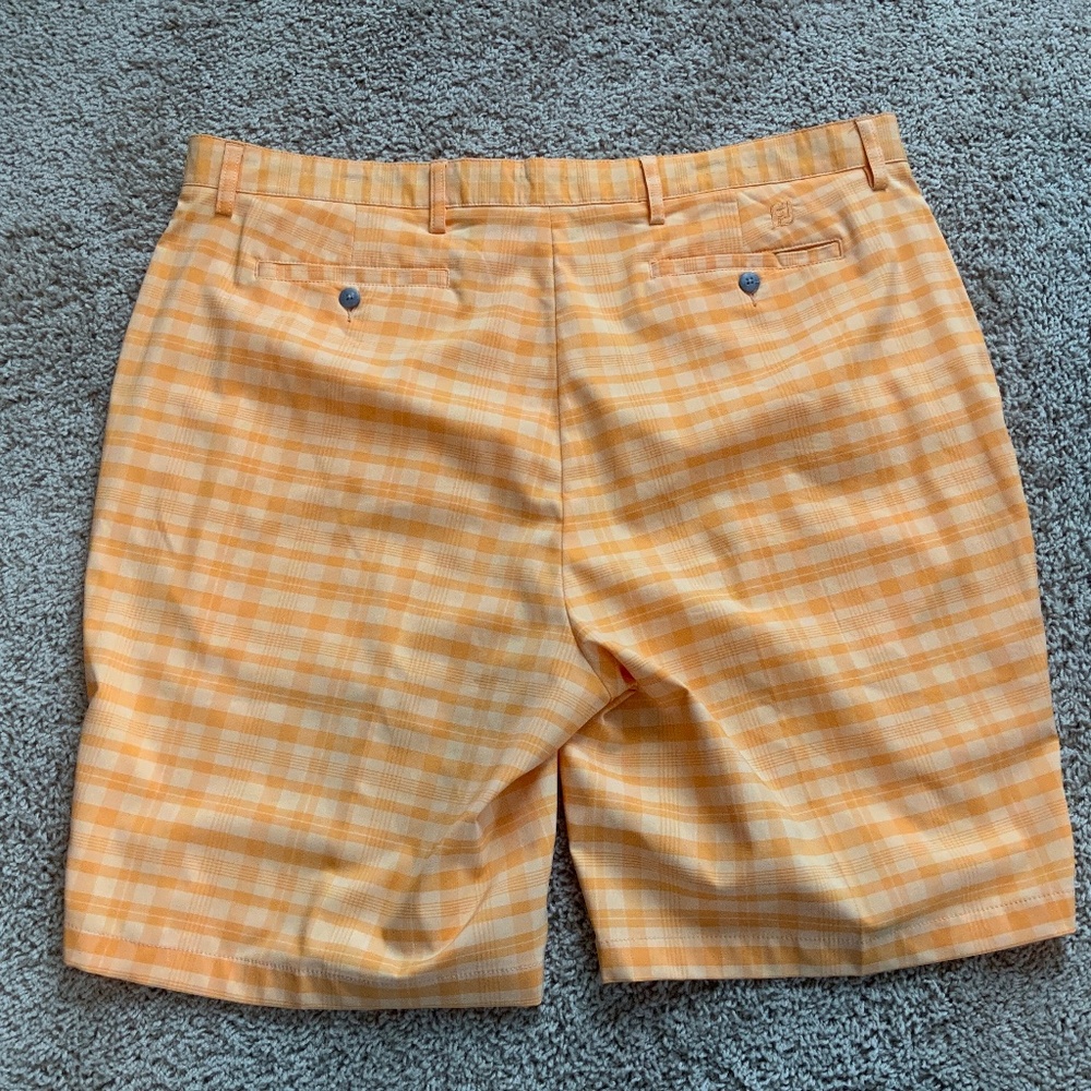 Men’s Flat Front FootJoy Orange Golf Shorts - size 42